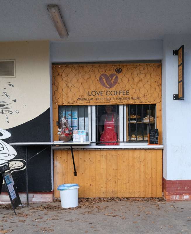 Love coffee - kávové okýnko