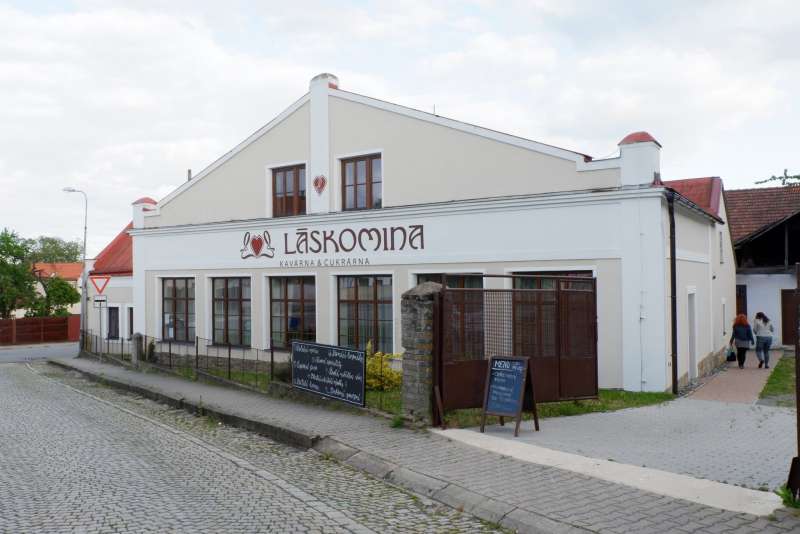 Láskomina