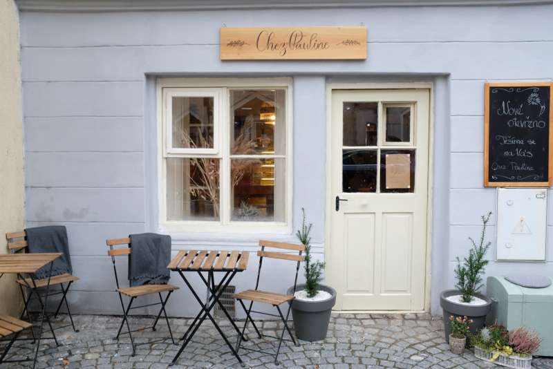 Chez Pauline café